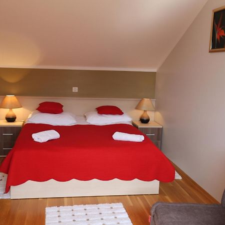 Apartments Lavica Beach Dumicic Podstrana Værelse billede