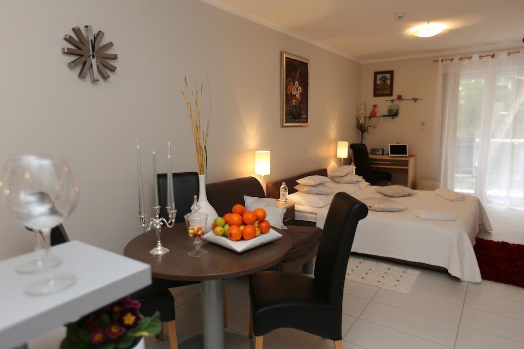 Apartments Lavica Beach Dumicic Podstrana Værelse billede